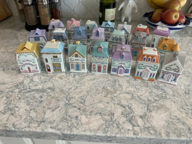 ✨ Vintage 1989 Lenox Spice Village Set – 21 of 24 Spice Jars (No Rack) – Displayed Only, 2 Chips ✨