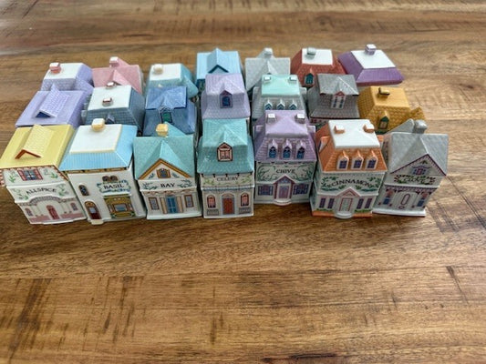 ✨ Vintage 1989 Lenox Spice Village Set – 21 of 24 Spice Jars (No Rack) – Displayed Only, 2 Chips ✨